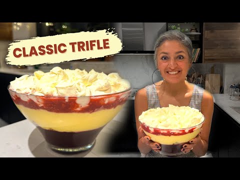 Perfect pudding for sharing  EXTRA LARGE BOWL OF CLASSIC TRIFLE