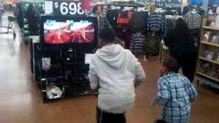 Kinect Sports Demo Walmart #3422 Deptford, NJ Dec 12th.3GP