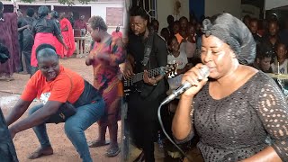 OPHELIA AND SUNYANI MELODY BAND MADE DORMAA KOFIASUA HOT WITH THIS PERFORMANCE