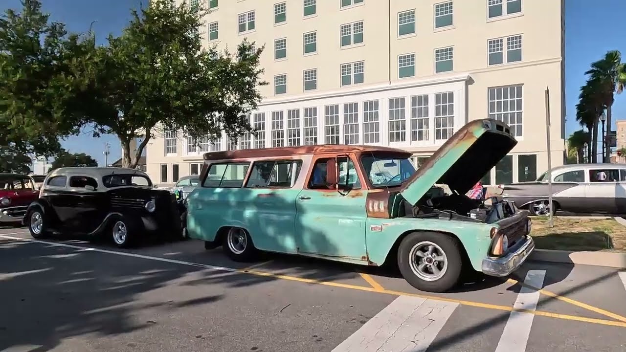 Cruisin' the Coast 2023 - View the Cruise, Downtown Gulfport - October 1, 2023