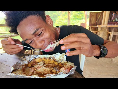 LETHAL Coal Fire Fish BOSS!! (Must Eat Jamaican Foods!!) 🇯🇲