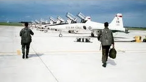 US Air Force T-38 Talon training 01 (exterior/inte...