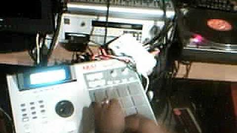 MPC 2000XL Beat "Unsolved Mysteries" (Live Improv)..MPC2000xl Tutorial on Ebay
