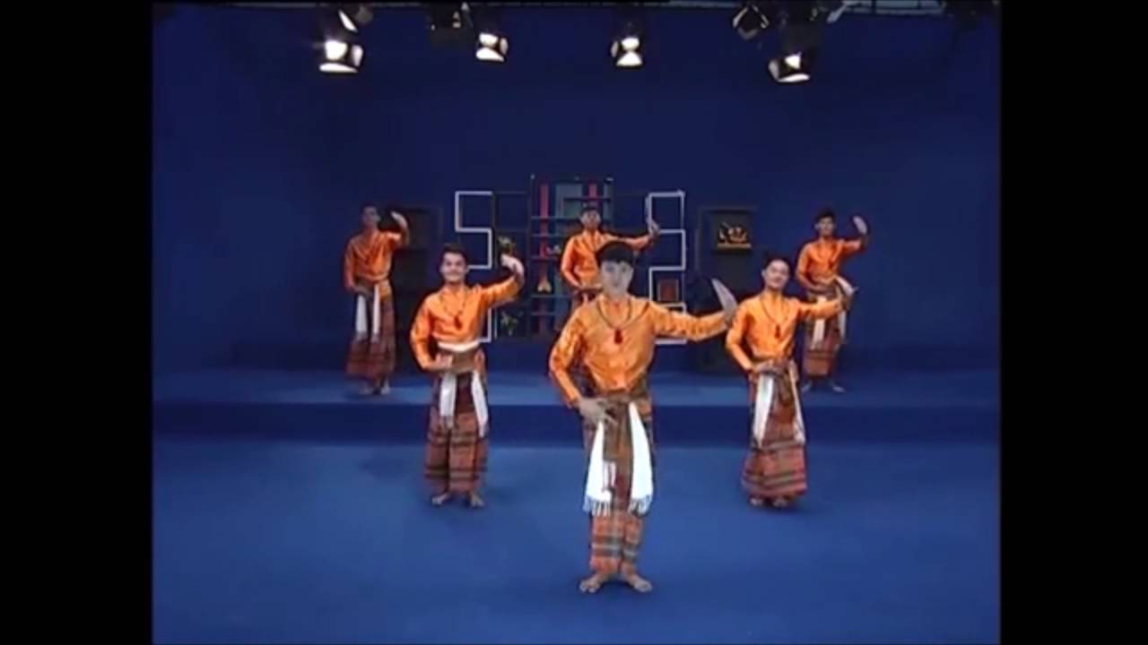 ฟ้อนจตุอัตลักษณ์ราษฎร์ภักดีจักรีวงศ์ เพลงมาร์ชอุบลราชธานี มีคำร้อง