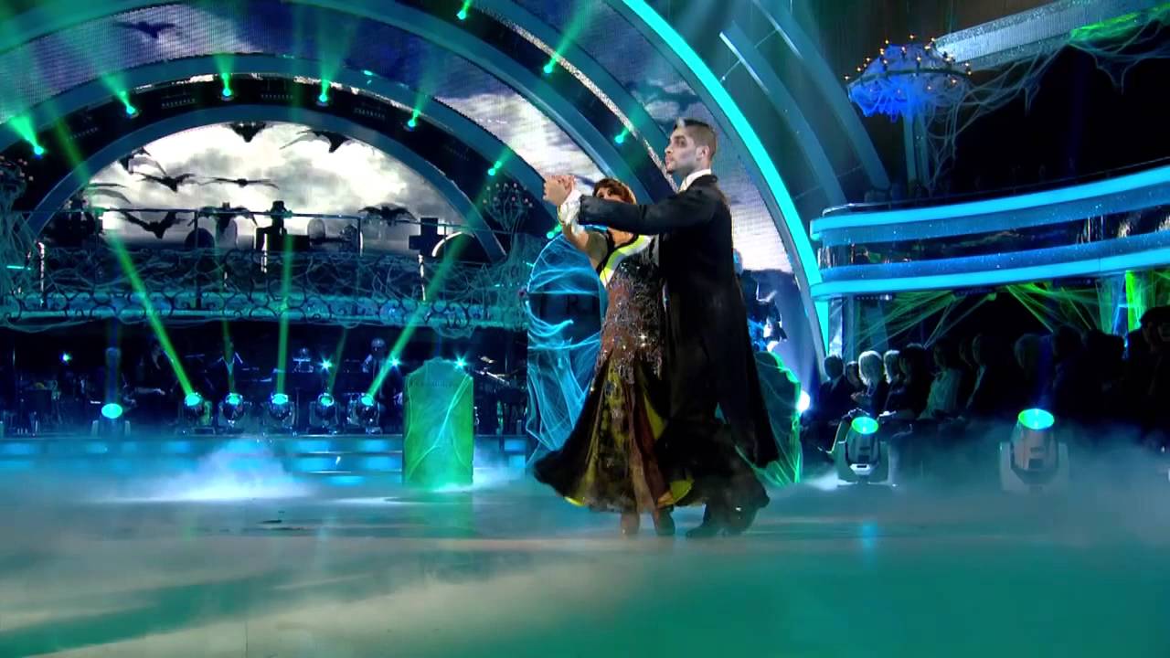 Louis Smith & Flavia Cacace - Tango - Strictly Come Dancing 2012 - Week 4 - YouTube