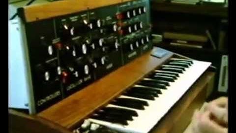 Dr Bob Moog Demonstrates the Moog Synthesizer