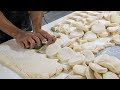 Steamed Buns Making (Cabbage, Red Bean Mochi, Sausage, Braised pork)-Taiwanese Food 高麗菜包,紅豆麻糬包,香蒜香腸包