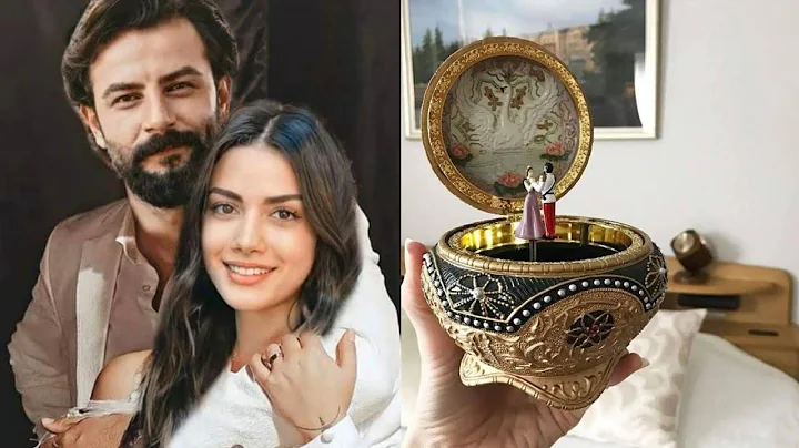 Gökberk Demirci Gave A Beautiful Gift  To Özge Yağız