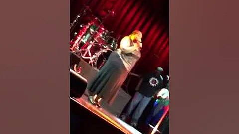 Tracy McCracken - Sweet Love - LiveStars
