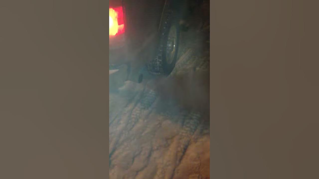 6.0 Diesel Blowing White Smoke - YouTube