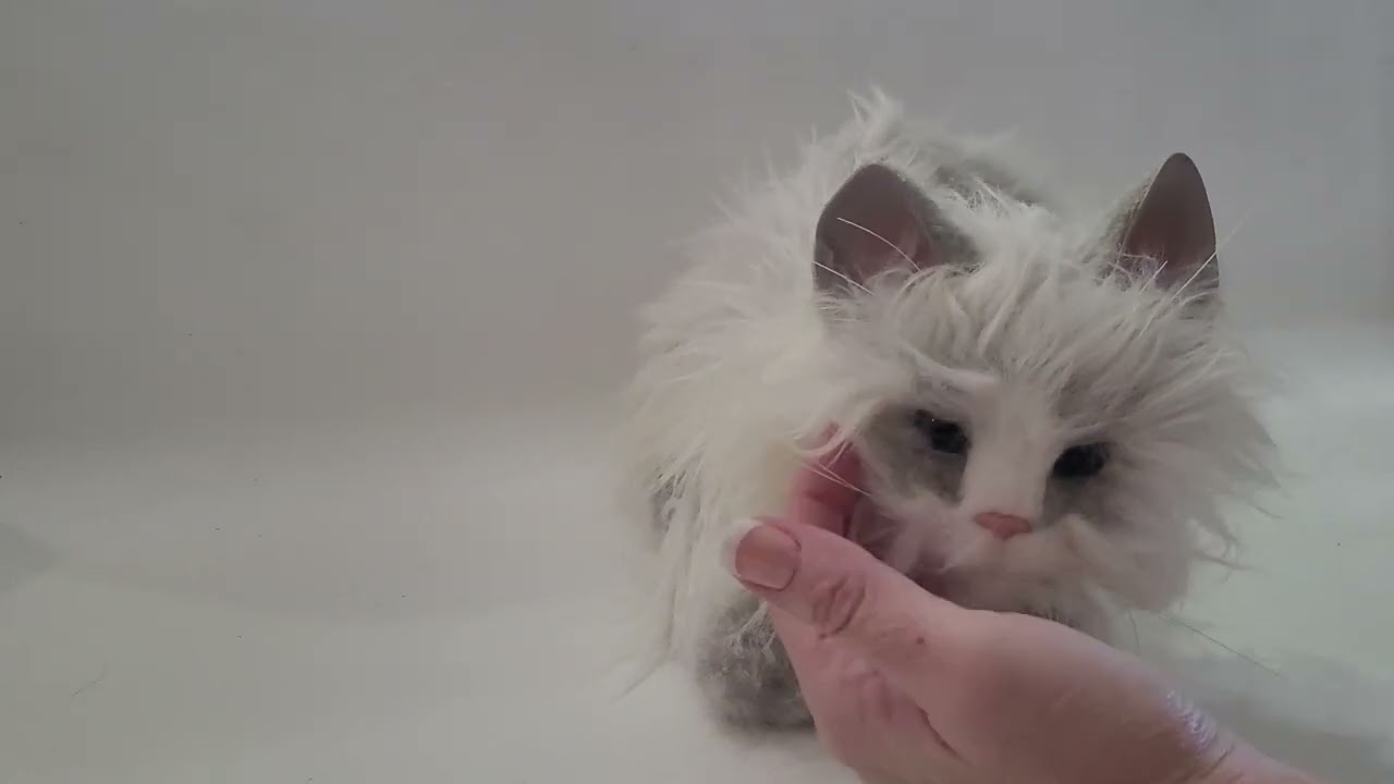 FurReal Friends Cat Plush White & Gray Interactive Animatronics 2002 Vintage FOR SALE ON EBAY