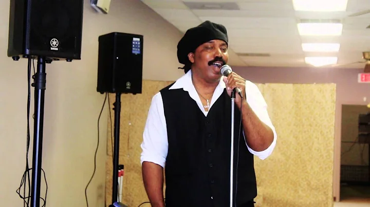 Larry Newman-Live performance.