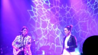 Tegan and Sara - Call It Off live @ Elysée Montmartre Paris 11.02.17