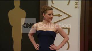 RED CARPET: AMY ADAMS OSCARS ARRIVAL