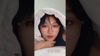 Beautiful girl.D_U_V88