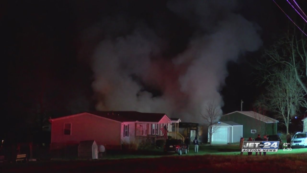 Crews respond to overnight barn fire - YouTube