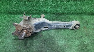 картинка: Тот самый задний продольный рычаг Mitsubishi Carisma лифтбек