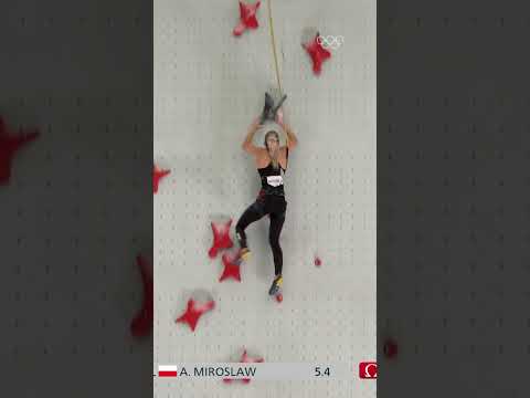 Aleksandra Miroslaw at Tokyo 2020... Literally spiderwoman.????#OlympicQualifierSeries