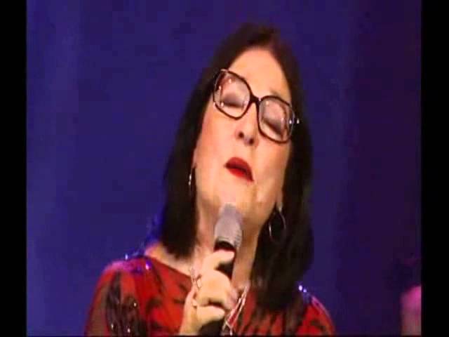 Watch Nana Mouskouri - Cu Cu Rru Cu Cu Paloma   - In Live 2006 -.avi on YouTube