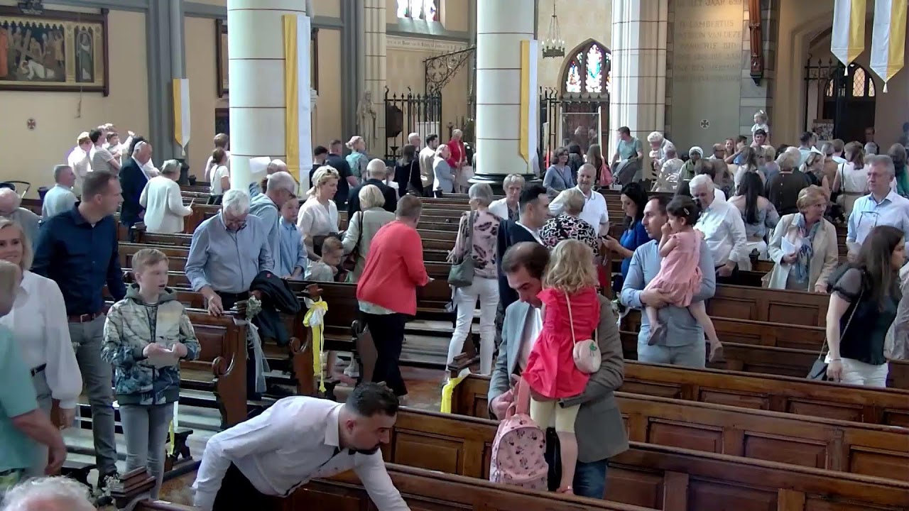 Eucharistieviering Eerste Heilige Communie