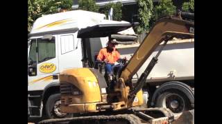 Video4, A&R Wight Excavations,3 Benalla Rd, Oak Valley, QLD, 4816, Australia