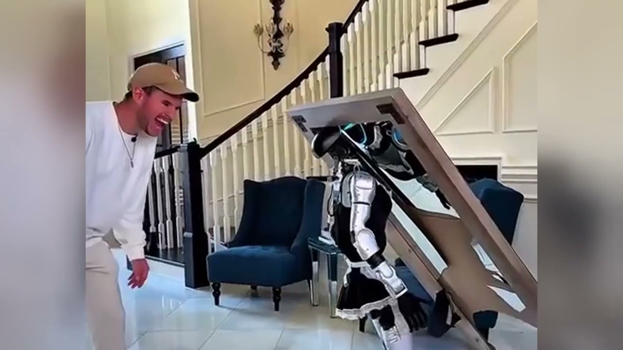 The robot uprising is off to a clumsy start 