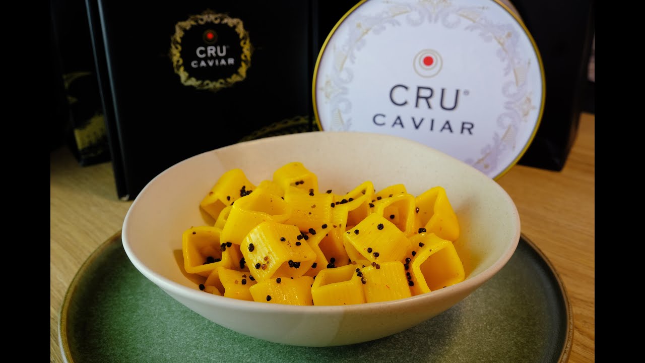 Giorgia di Amaremare presenta il cofanetto Cru Caviar con burro allo zafferano e caviale croccante