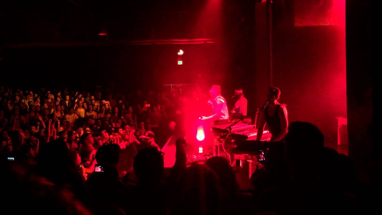 Bleachers "Reckless Love" Live YouTube