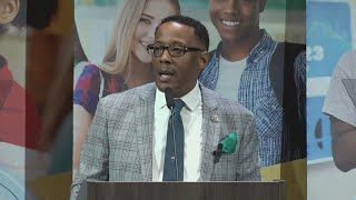 Akron Public Schools board accepts resignation of embattled Superintendent Dr. Michael Robinson