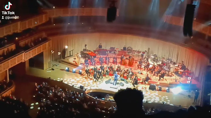 Nu Deco Ensemble's reimagining of Michael Jackson'...