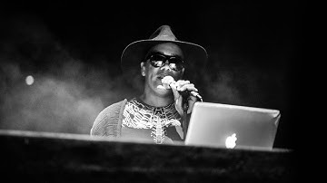 Carl Craig’s Synthesizer Ensemble live at Funkhaus Berlin (EB.TV Live)