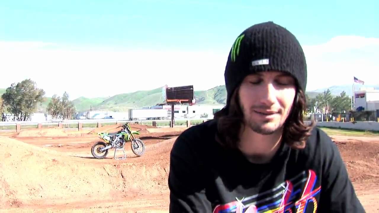 DIRT SHARK: ONE LAP WITH JOSH HANSEN