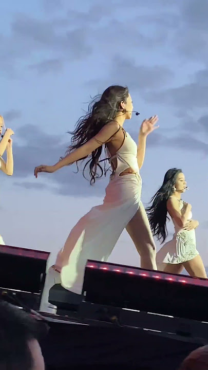 Blackpink - Pretty Savage BST Hyde Park