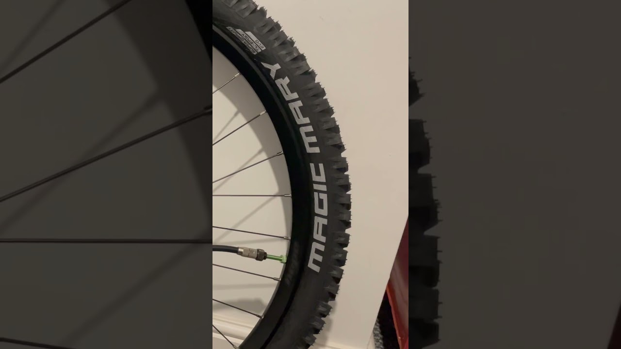 Schwable Magic Mary airshot 