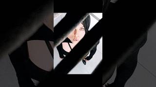 Æon Flux 2005 Whistlepowered Explosion Æons Dazzling Escape