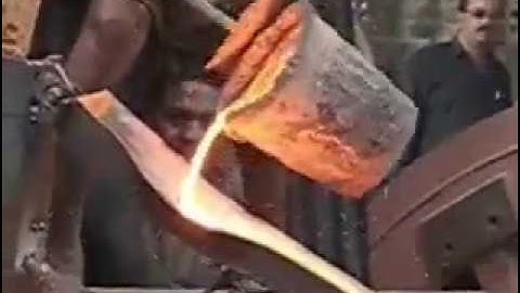 VERTICAL CENTRIFUGAL CASTING MACHINE