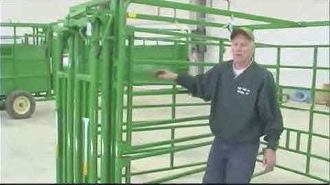 Real Tuff Equipment Maternity Pen and Automatic Headgate