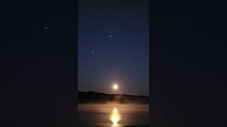 Early to rise with the full moon set πβ¨οΈ #fullmoon #timelapse #art #meditation #sunrise #moonset Early to rise with the full moon set πβ¨οΈ #fullmoon #timelapse #art #meditation #sunrise #moonset