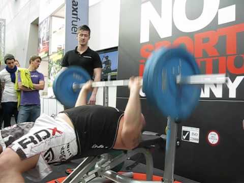 5 Strength Athletes Who Hit 50 Reps On The 225 Lb Max Bench Test