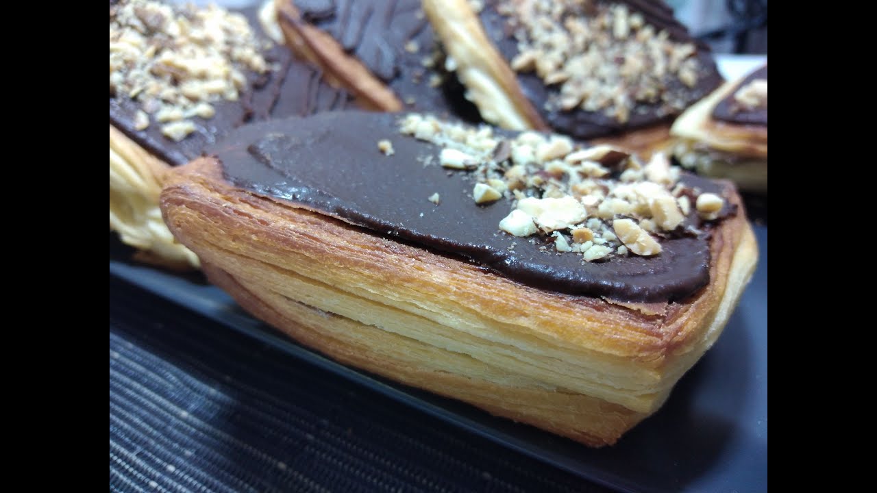 Croissant spot recette professionnel كورواسون محشي بكريمة الزبدة بنكهة الشوكولا