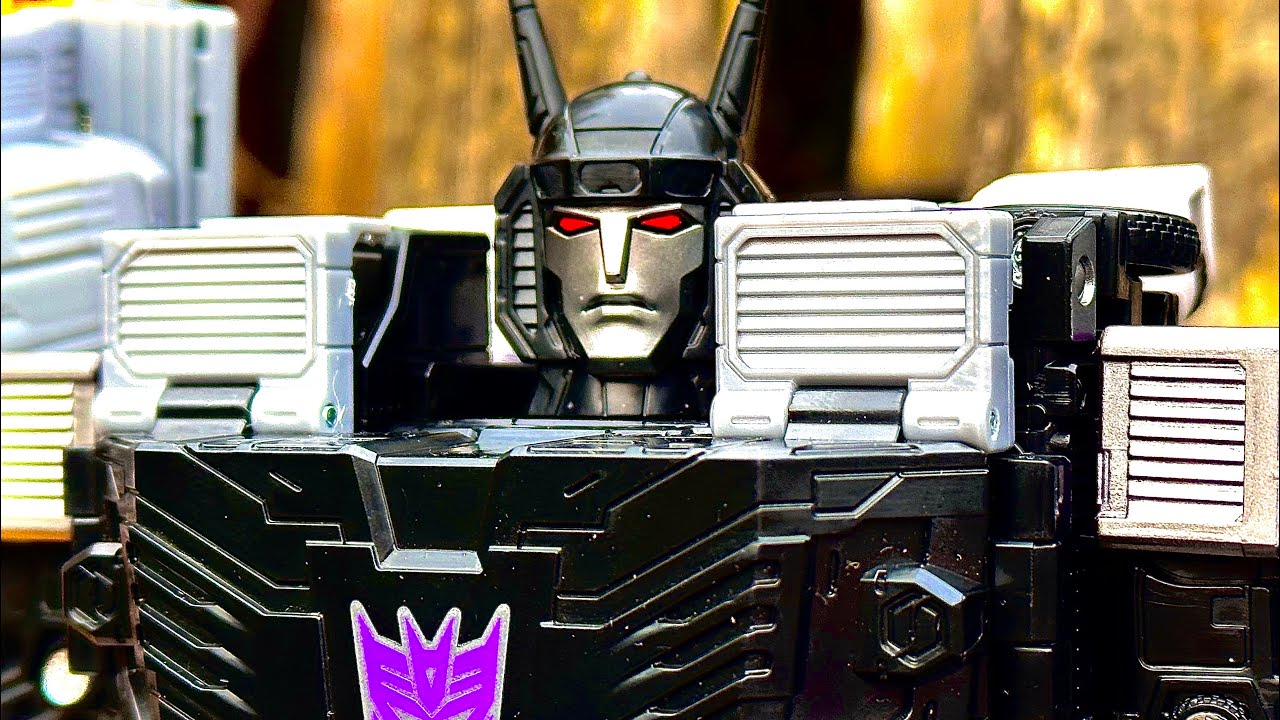 Robo Reflections Transformers Legacy Menasor (Stunticon Combiner) from Hasbro YouTube