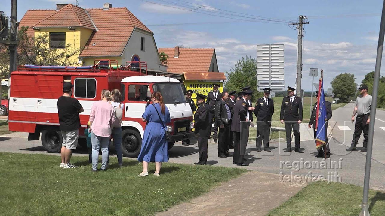 Celá dědina věděla, že dobrovolní hasiči z Josefova slaví 100 let
