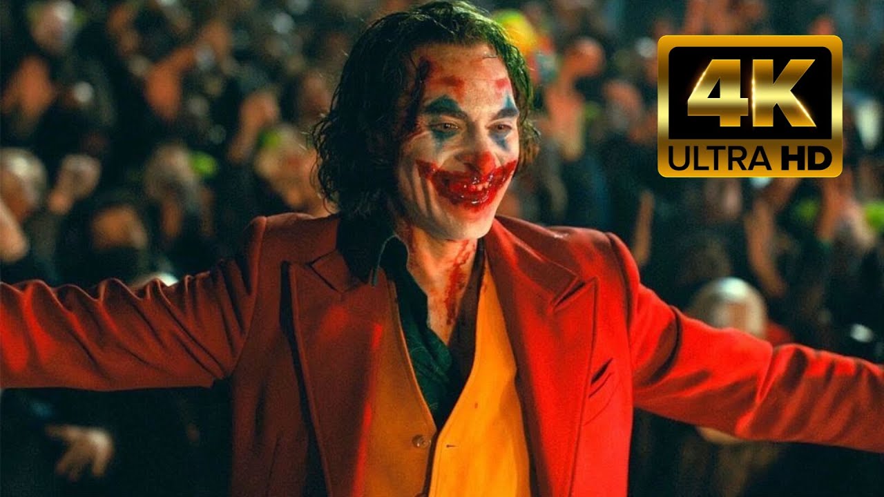 Joker (2019) es trasportado en el coche de policía - ESPAÑOL - 4k