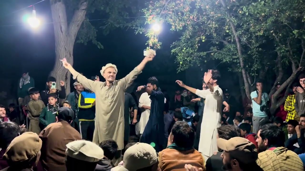 New Dhola Ishtok Arkari||Best Chitrali Dance||Qayas Surnay 