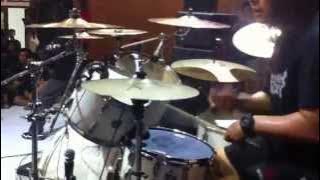 DIGGING UP - Savoring Veronica In My Vein (Drum Cam)