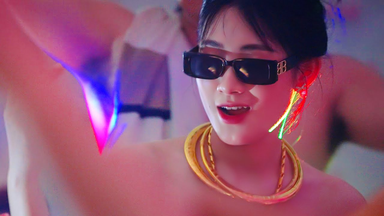 SET NHẠC NÀY QUẨY ĐÁM CƯỚI THÌ XUỐNG SAO ĐƯỢC