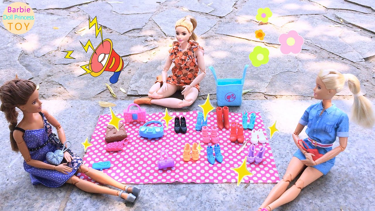 Barbie rides an electric car to the park and buys beautiful shoes with ...