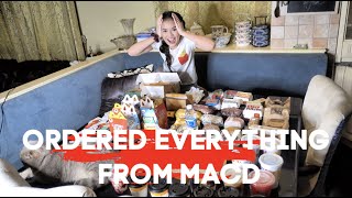 I BOUGHT EVERYTHING FROM THE MCDONALDS MENU!