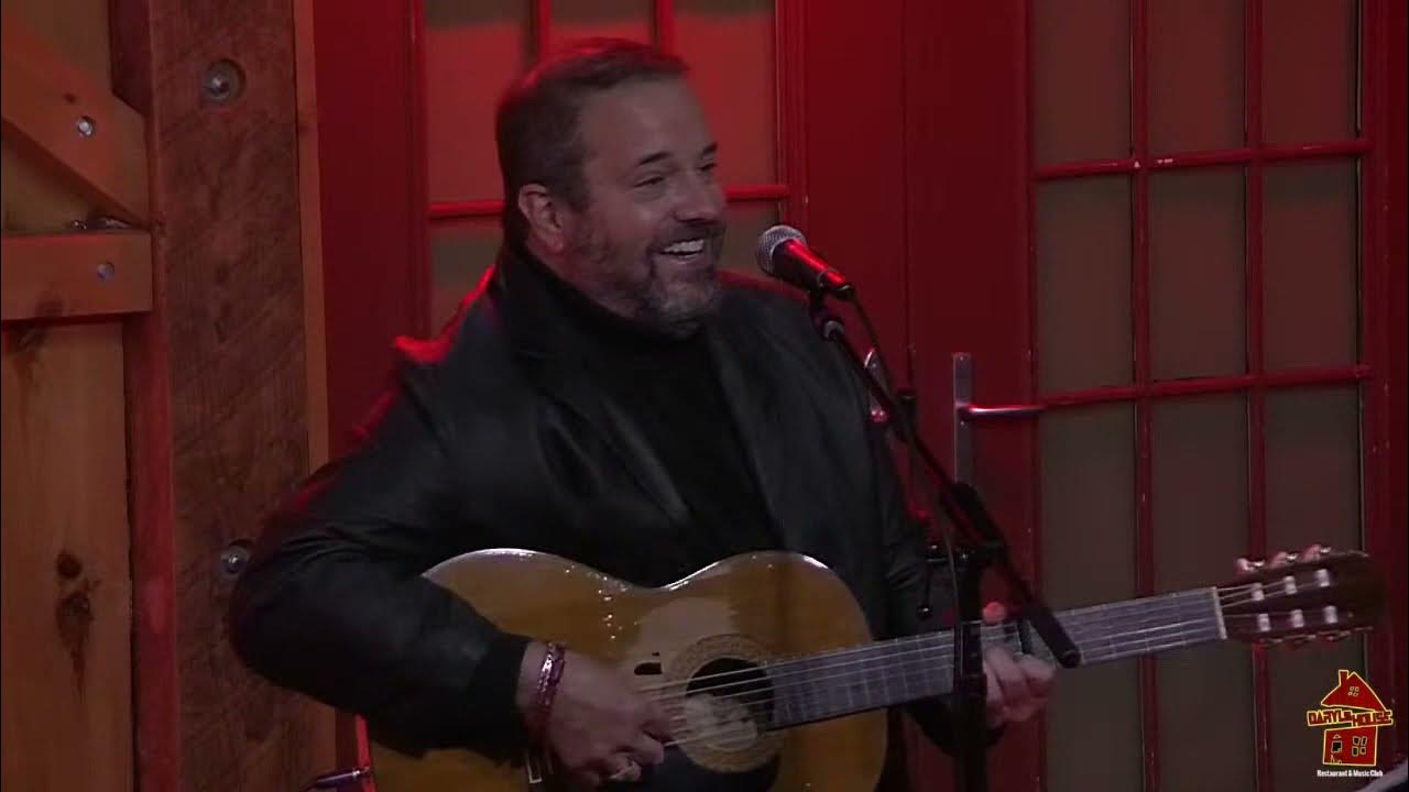 Raul Malo - Live at Daryl's House Club 4.15.21 Raul Malo - Live at Daryl's House Club 4.15.21