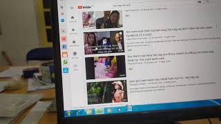 Dej nag vaj pib fooj cov YouTube ua dej nag sib aim lawm